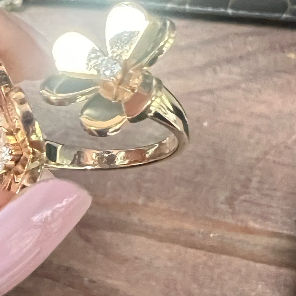 Van Cleef & Arpels Frivole Ring 18K Yellow Gold w/Diamonds size 5.75 Hold Hold - Picture 8 of 15